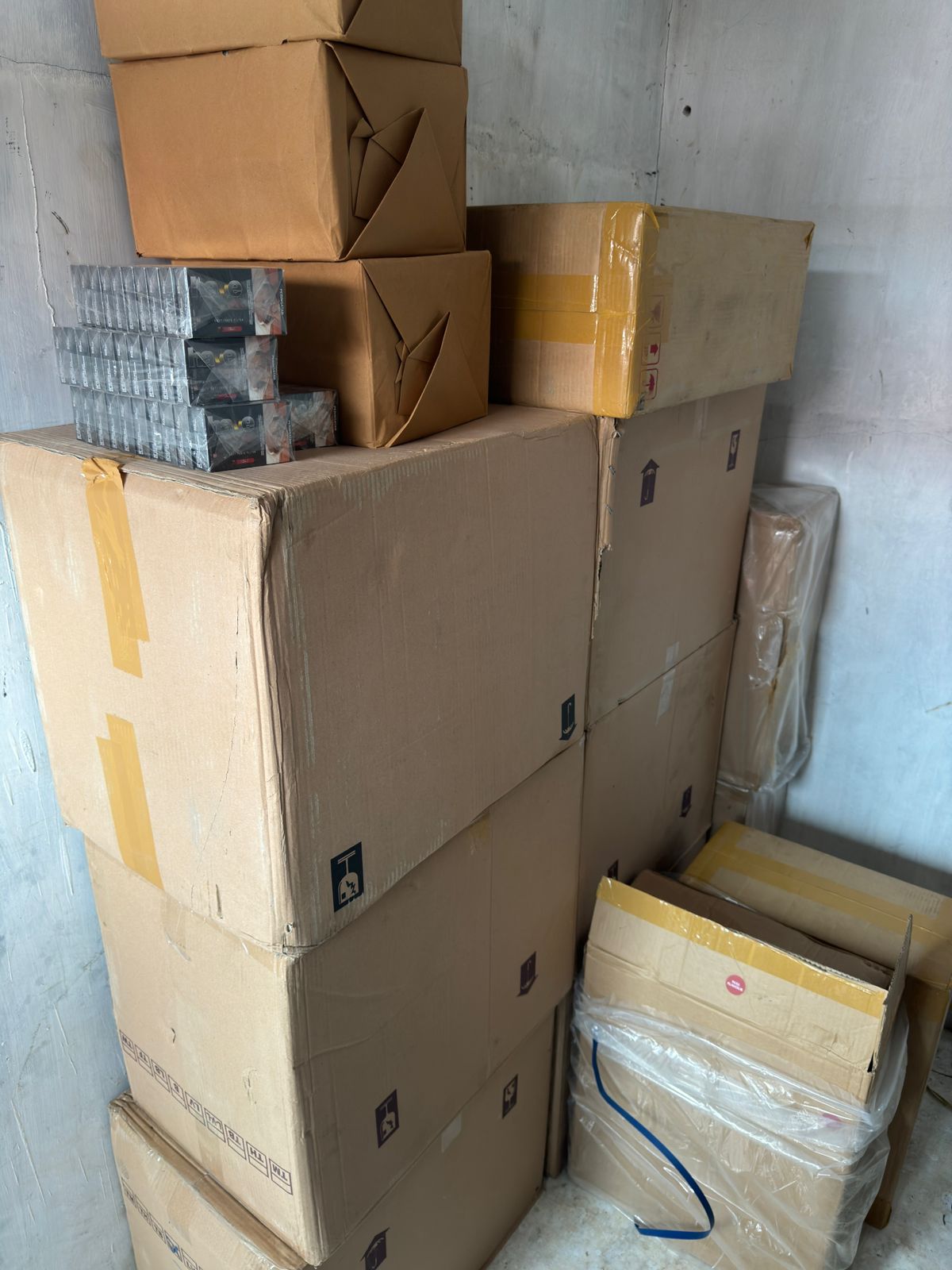 Barang Bukti rokok ilegal